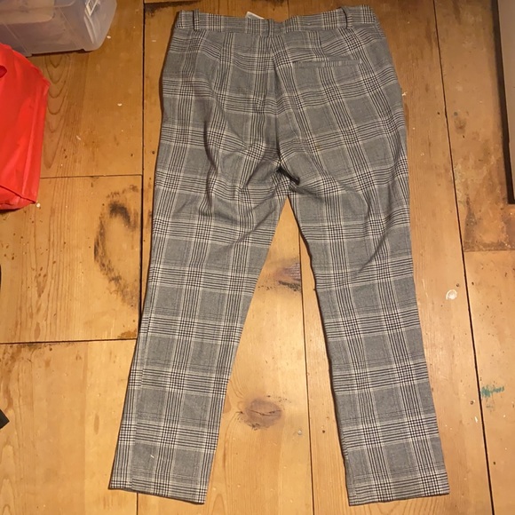 Bundle30 - H&M Dress Pants - Picture 2 of 2